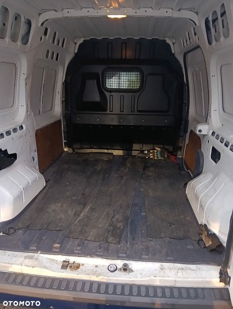 Ford Transit Connect - 7