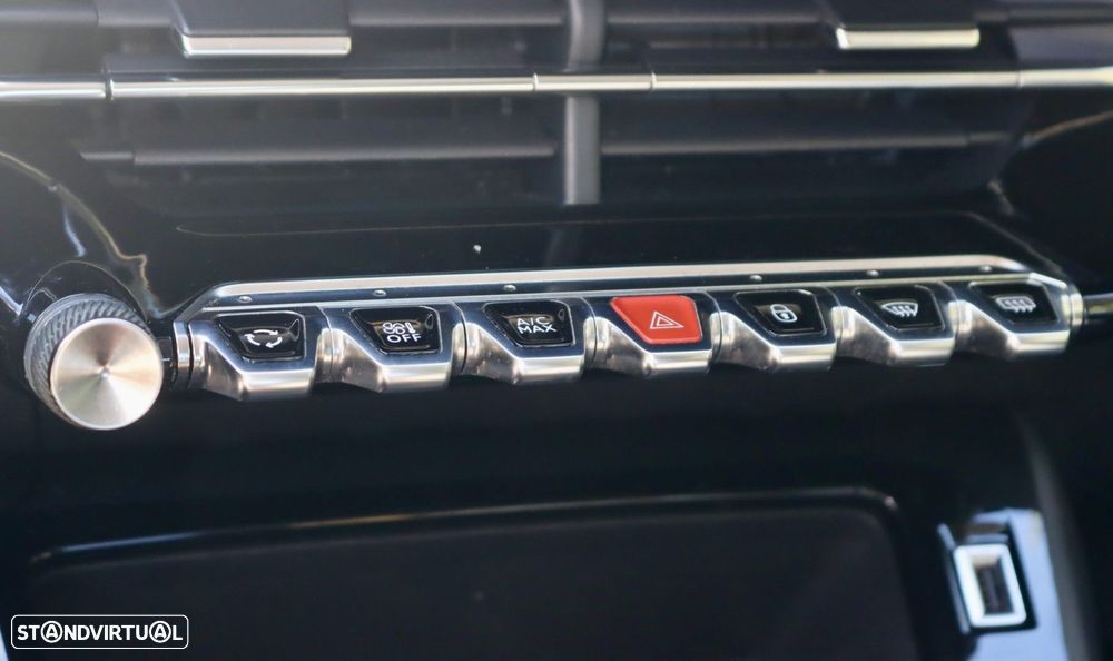 Peugeot 208 1.2 PureTech Active - 15