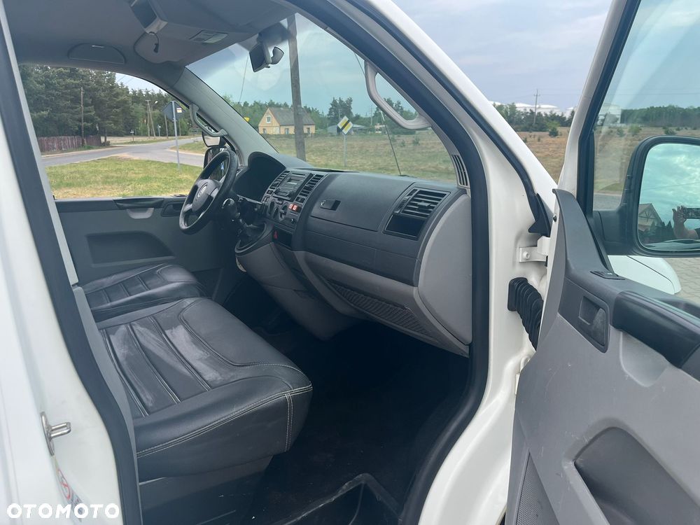 Volkswagen Transporter T5 - 12