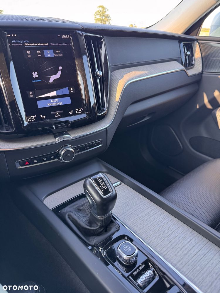 Volvo XC 60 T5 AWD Geartronic Inscription - 10