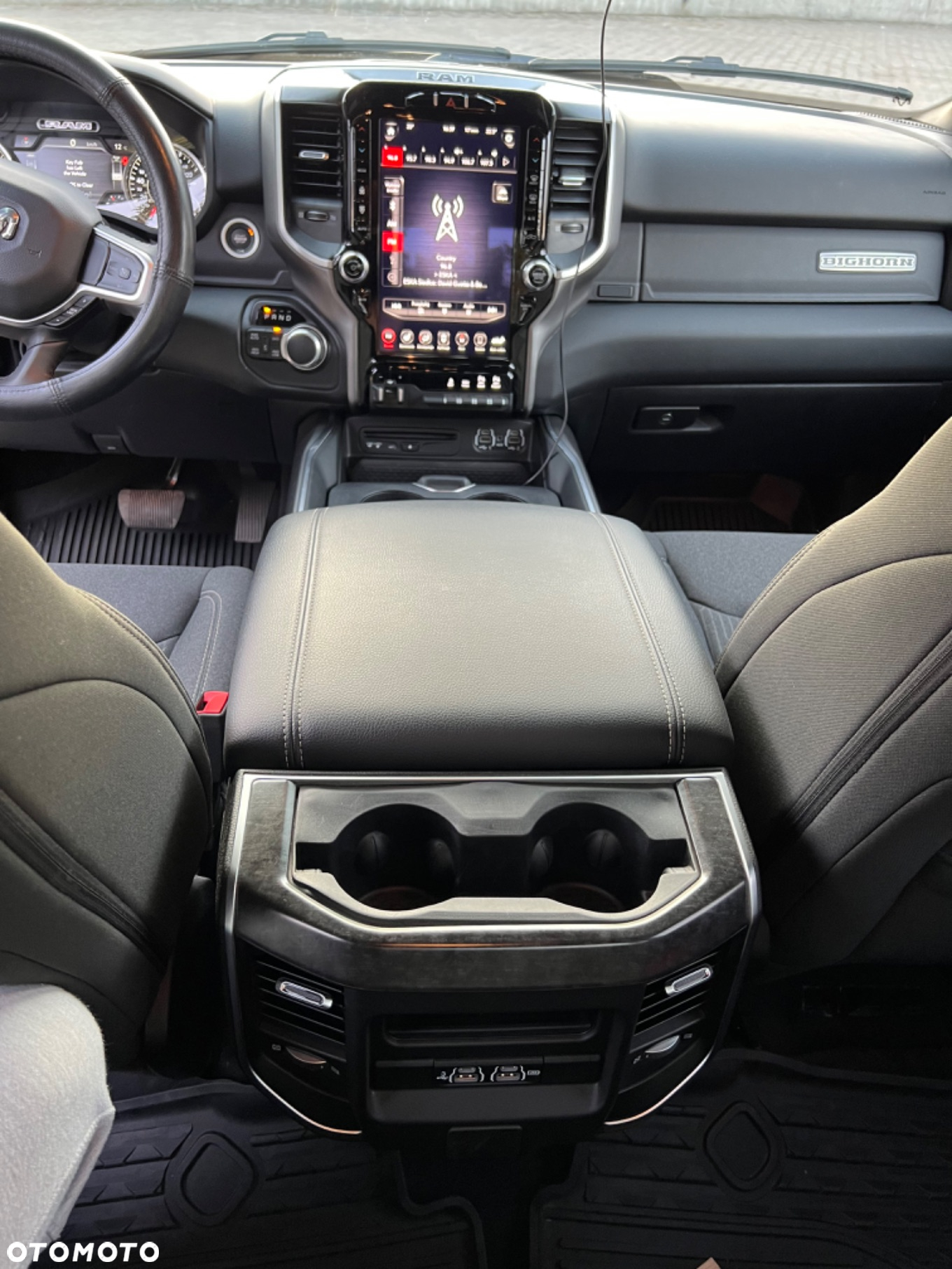 RAM 1500 5.7 Crew Cab Bighorn - 14