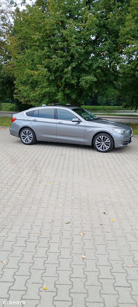 BMW Seria 5 530d xDrive - 15