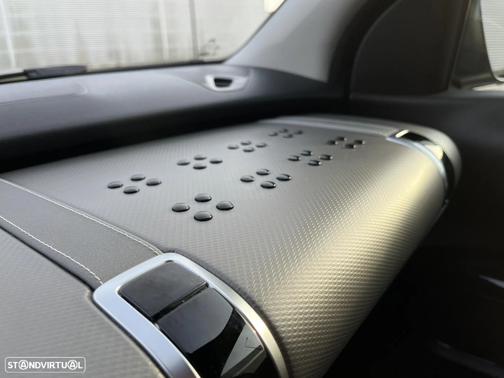 Citroën C4 Cactus 1.2 PureTech Shine EAT6 - 19