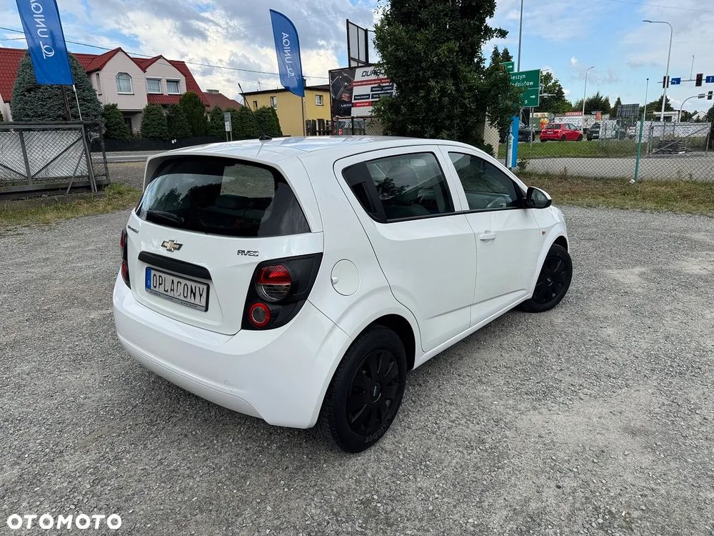 Chevrolet Aveo - 9