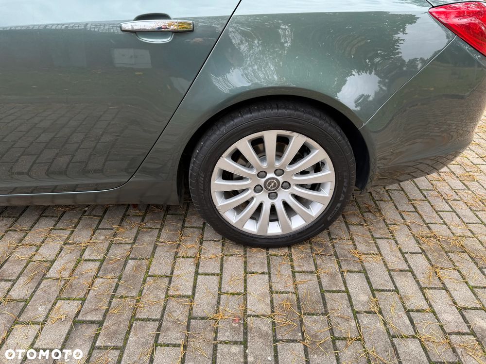 Opel Insignia 2.0 Turbo 4x4 Design Edition - 12