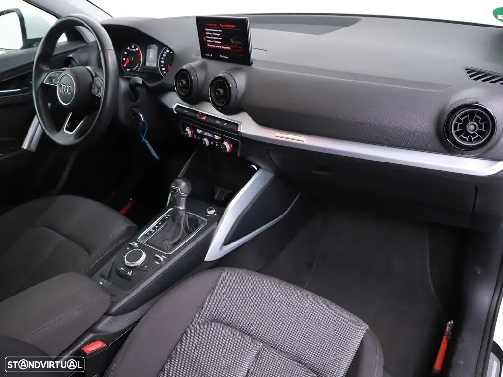 Audi Q2 30 TFSI Sport S tronic - 21