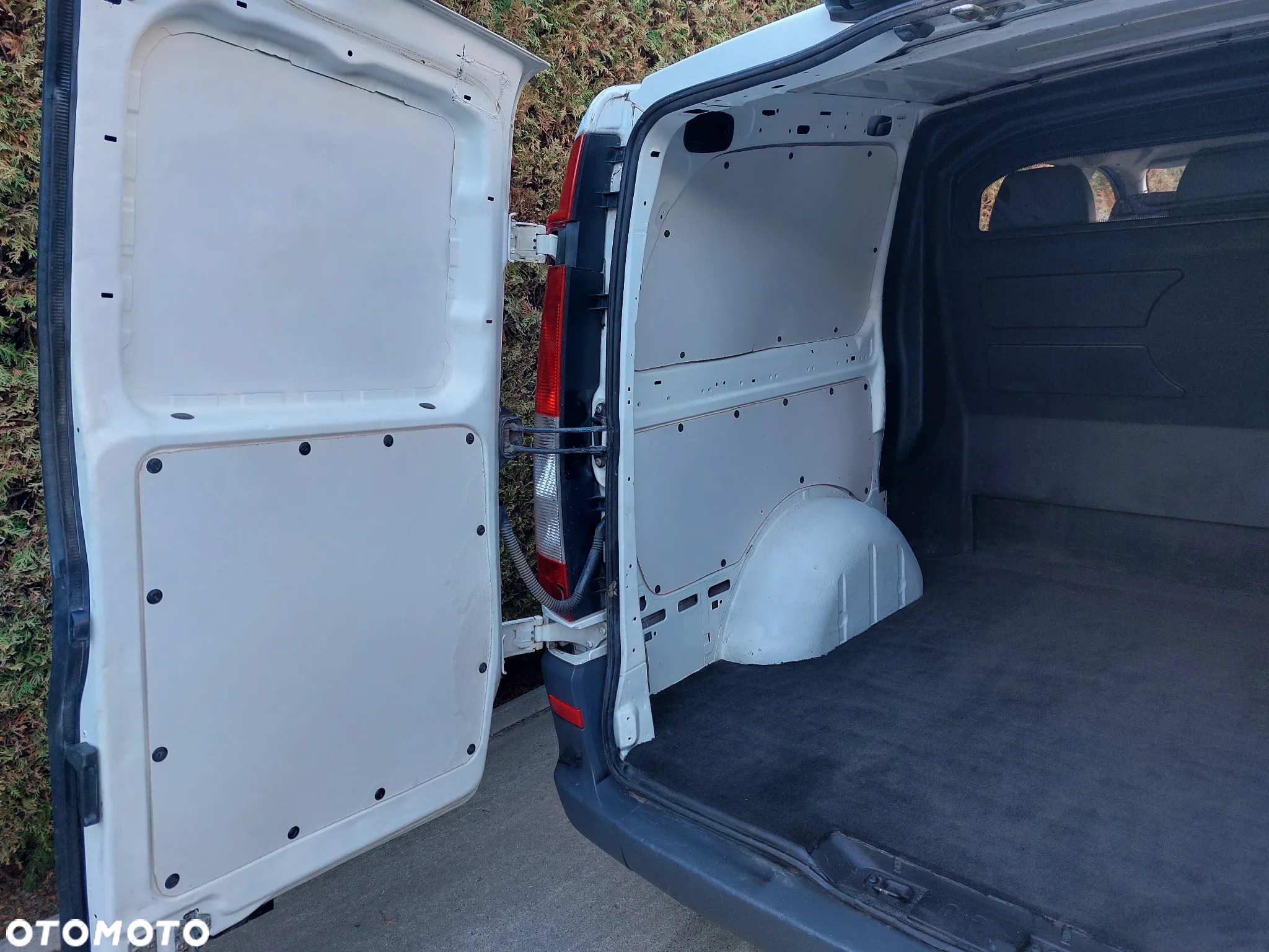 Mercedes-Benz Vito - 17