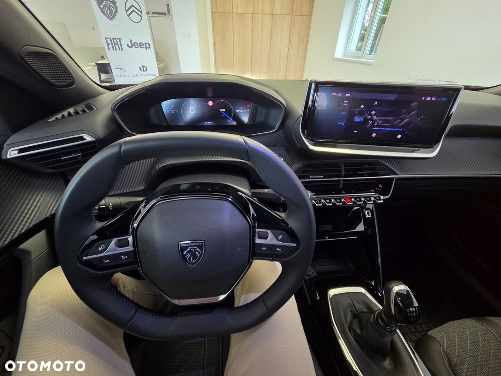 Peugeot 2008 - 15