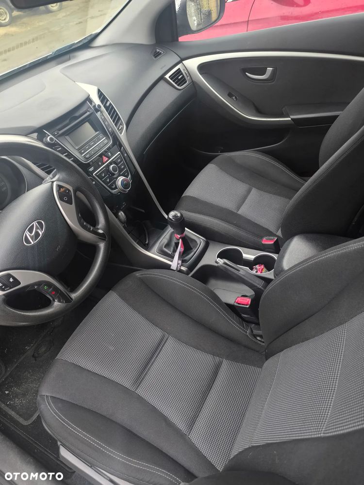 Hyundai i30 1.4 Classic - 8