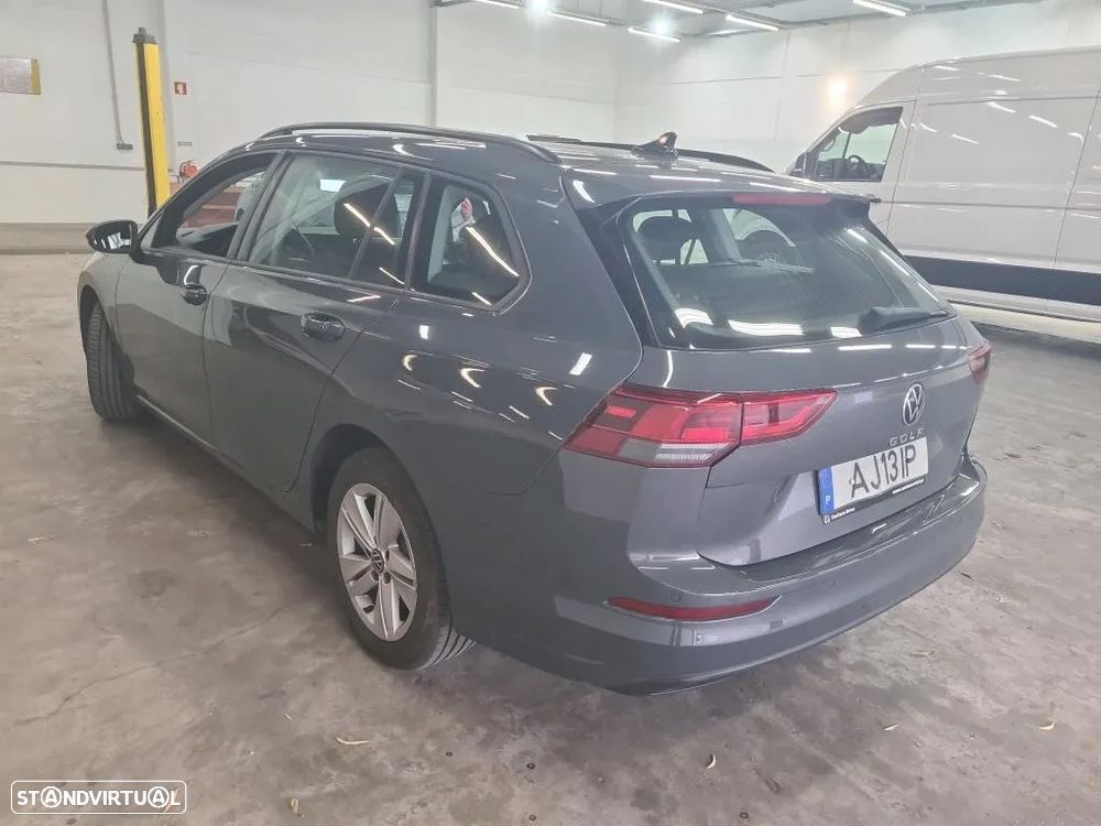 VW Golf Variant 2.0 TDi Life - 2