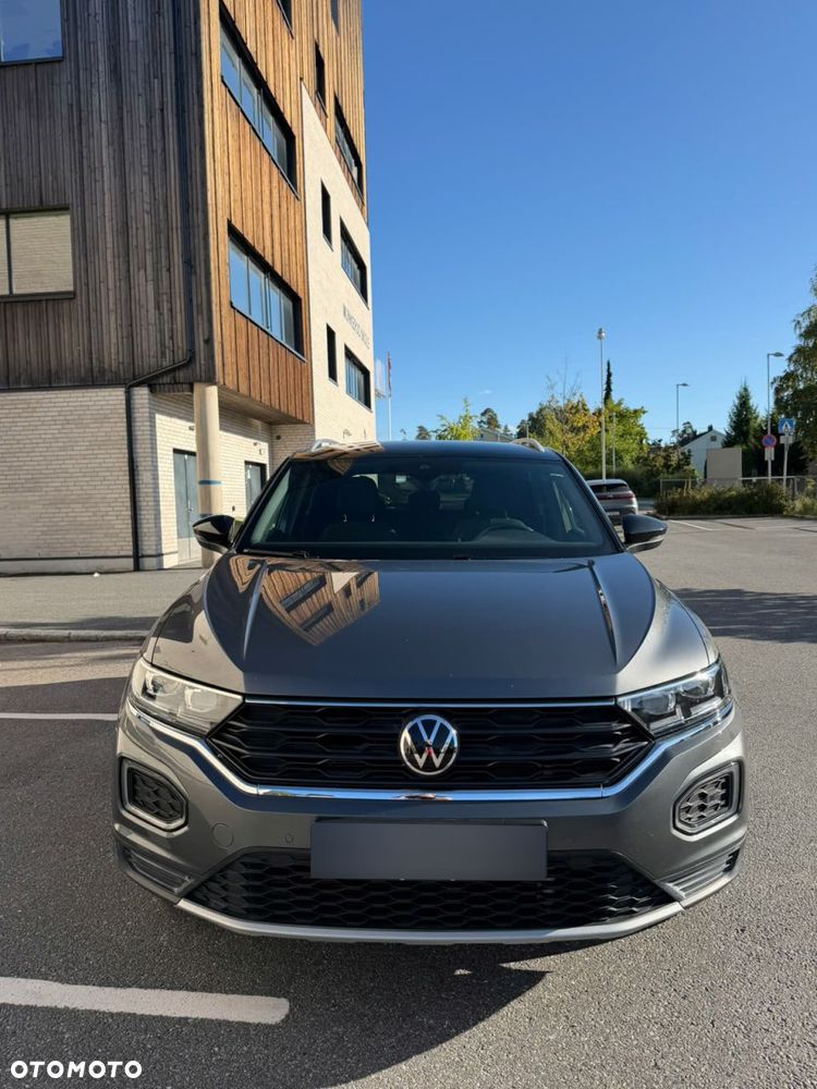 Volkswagen T-Roc 2021 photo 2
