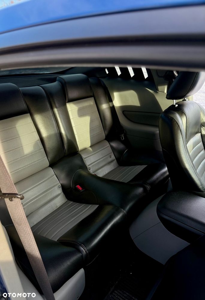 Ford Mustang - 9