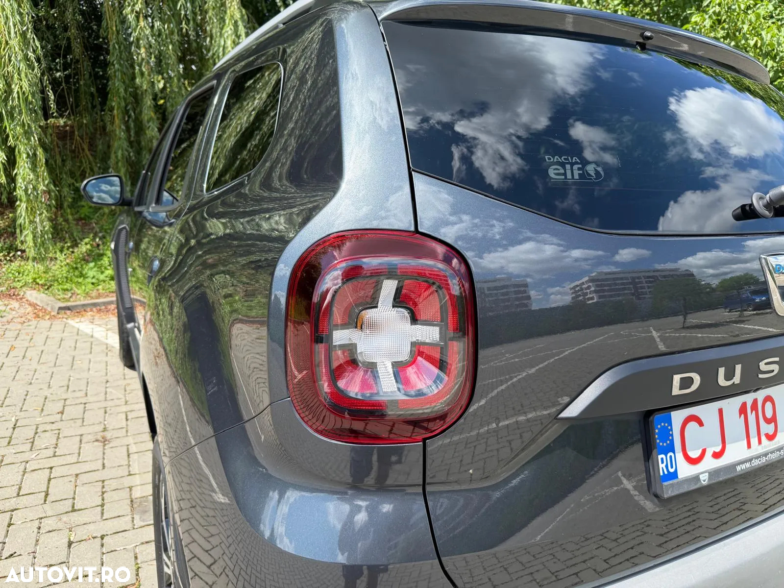 Dacia Duster 1.6 SCe 4WD Prestige jante 17" - 13