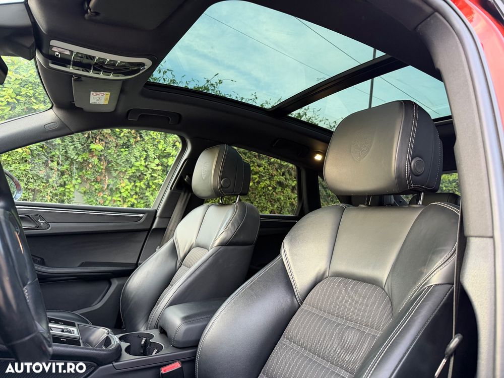 Porsche Macan T - 8