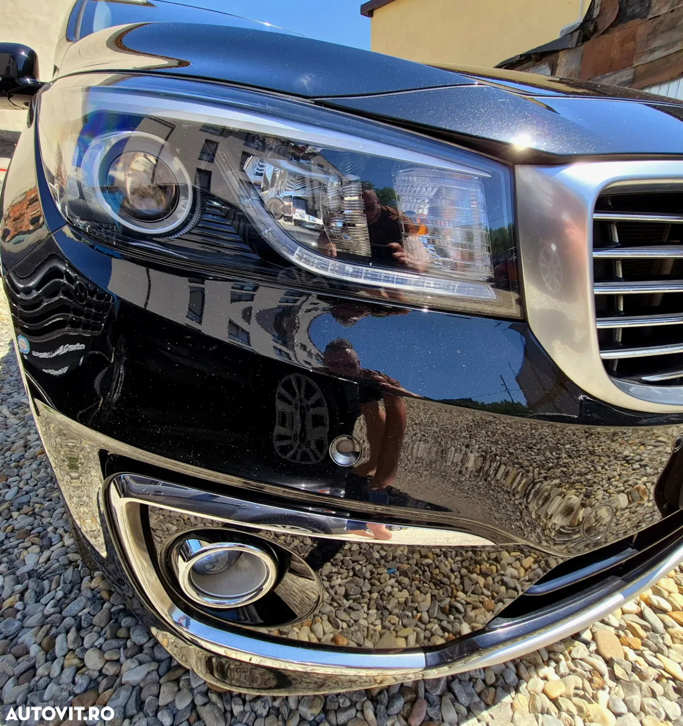 Kia Carnival - 29