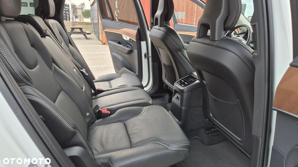 Volvo XC 90 T8 AWD Plug-In Hybrid Inscription 7os - 10