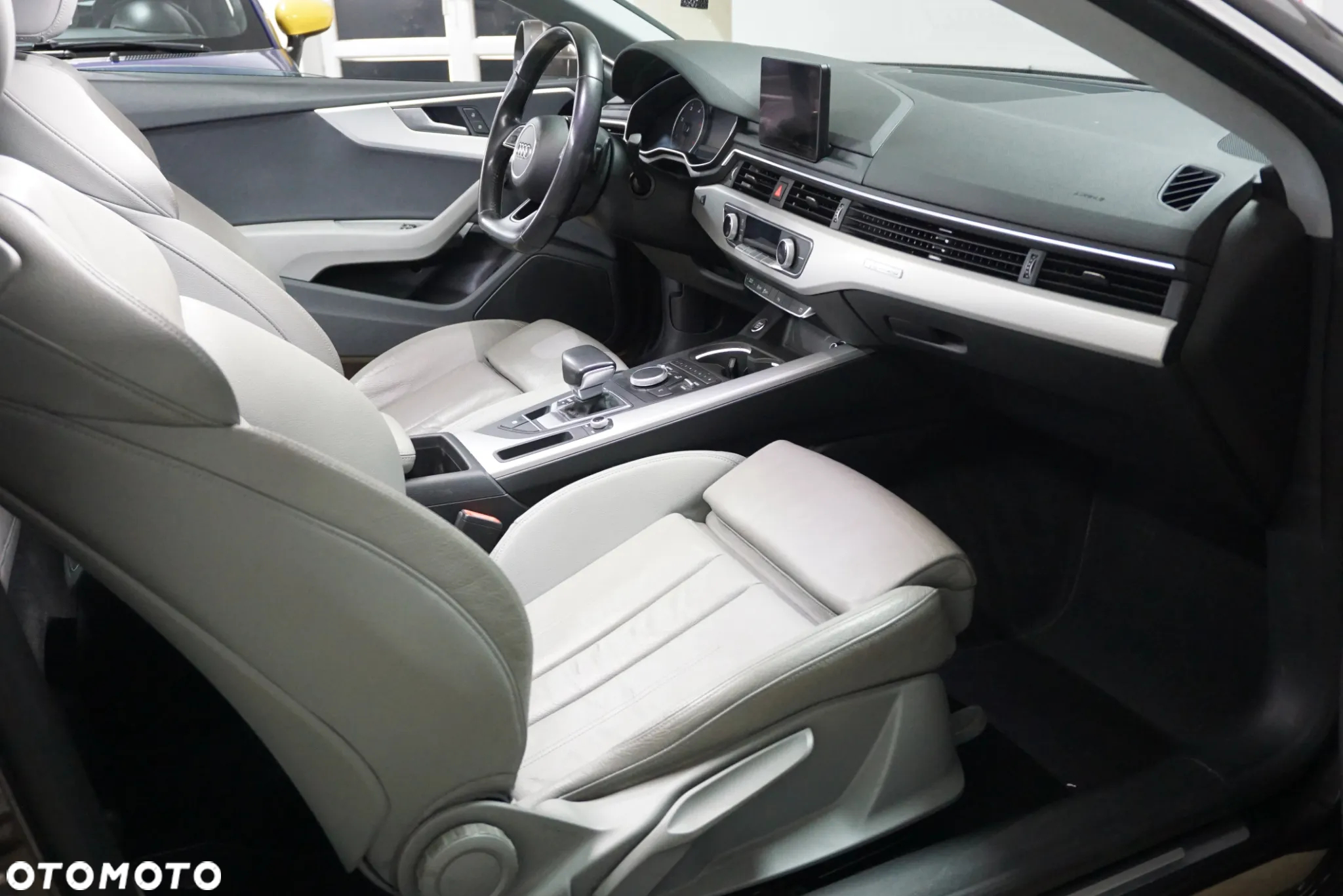 Audi A5 2.0 TDI Quattro S tronic - 22