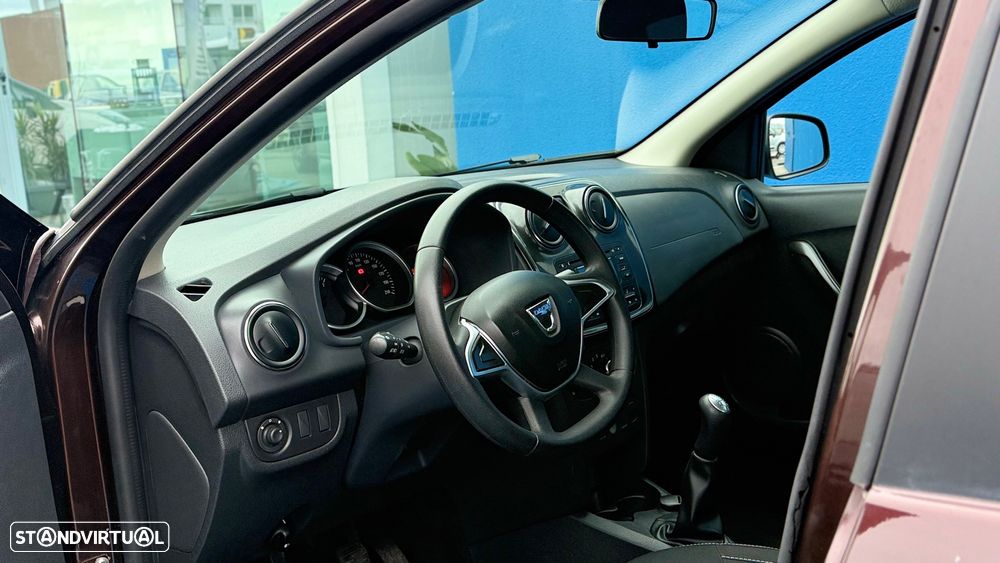 Dacia Logan 0.9 TCe Confort - 4