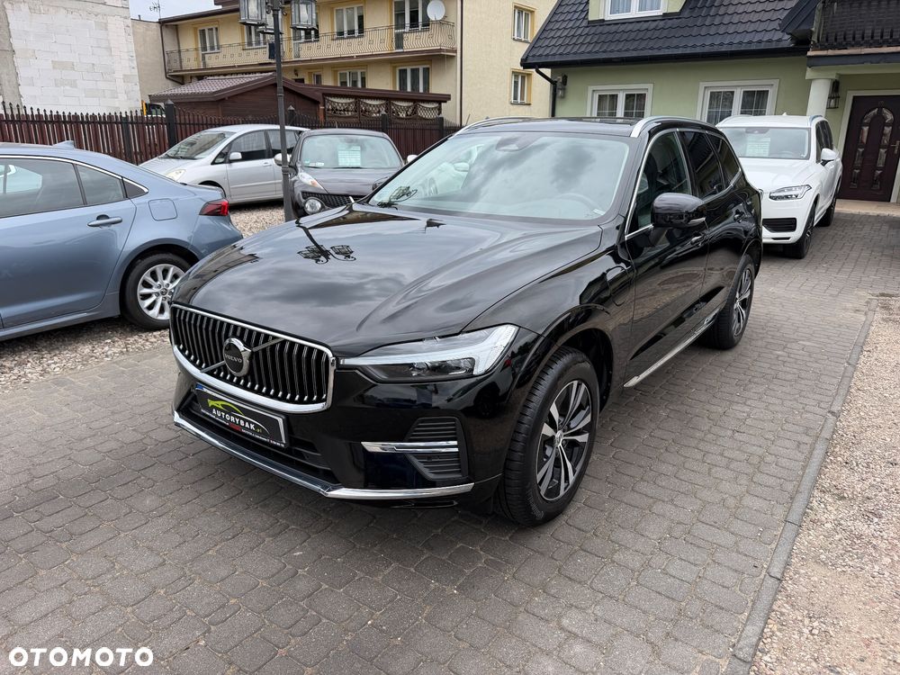 Volvo XC 60 T6 Plug-In Hybrid AWD Core - 23