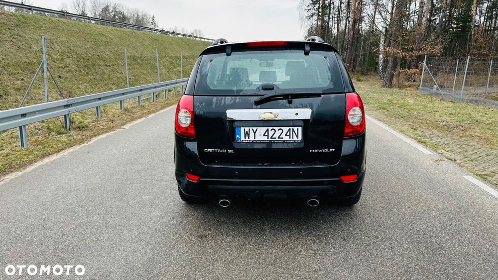 Chevrolet Captiva - 10