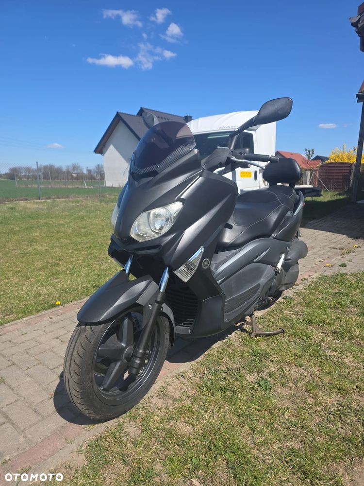 Yamaha X-max - 3