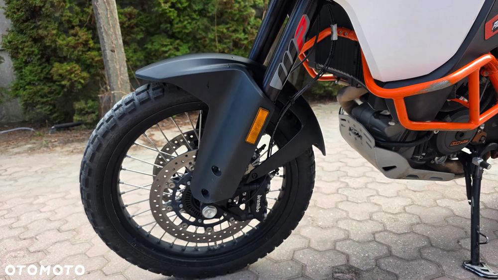 KTM Adventure - 14