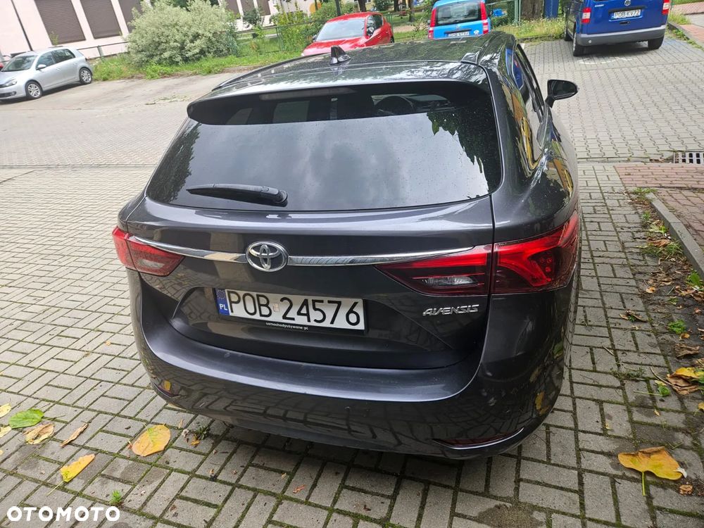 Toyota Avensis 2.0 D-4D Prestige - 2