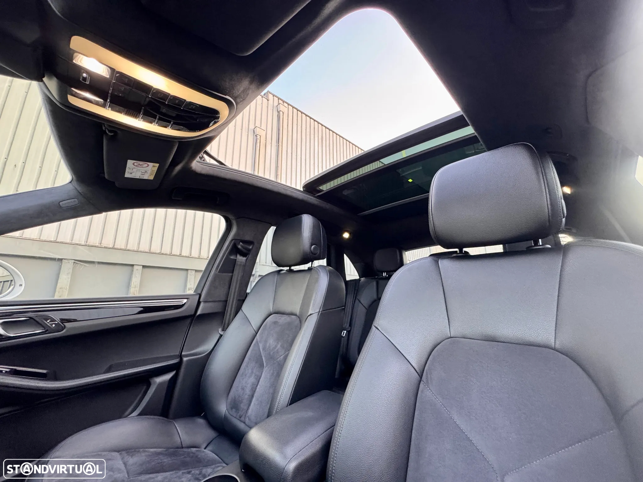 Porsche Macan S - 27