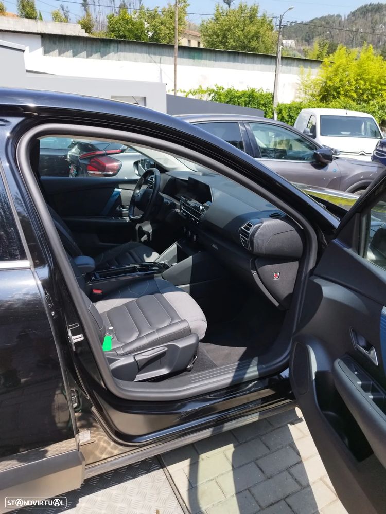 Citroën e-C4 50 kWh Shine - 13