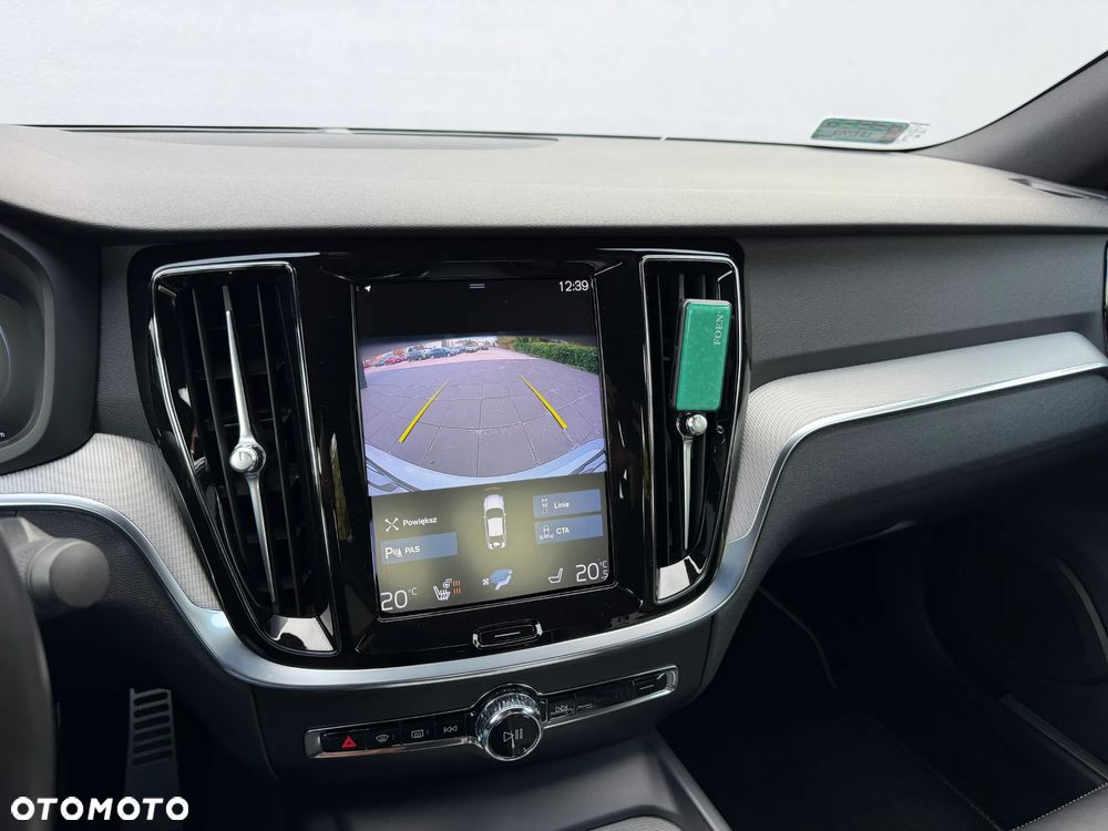 Volvo S60 B4 B R-Design - 13