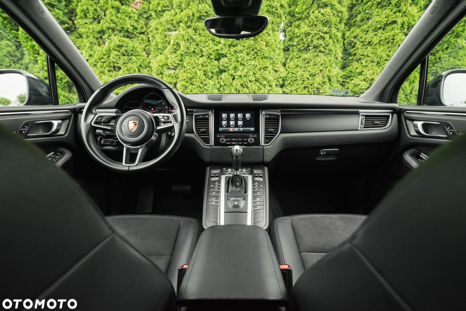 Porsche Macan - 10