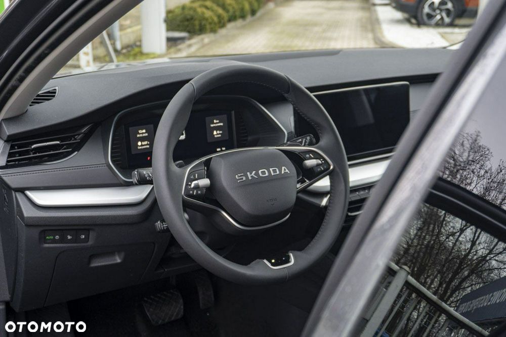 Skoda Octavia 2.0 TDI Edition 130 Selection DSG - 17