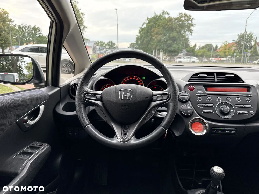 Honda Jazz 1.4 Executive - 22