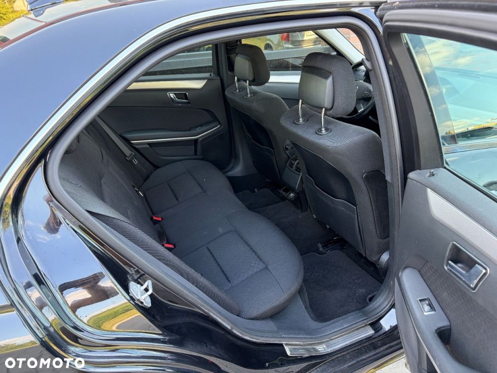 Mercedes-Benz Klasa E 200 CDI DPF BlueEFFICIENCY 7G-TRONIC - 12