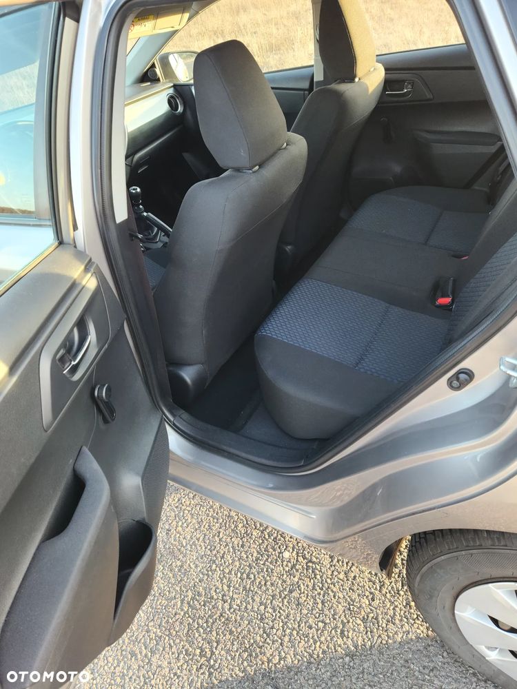 Toyota Auris 1.4 D-4D Comfort - 8