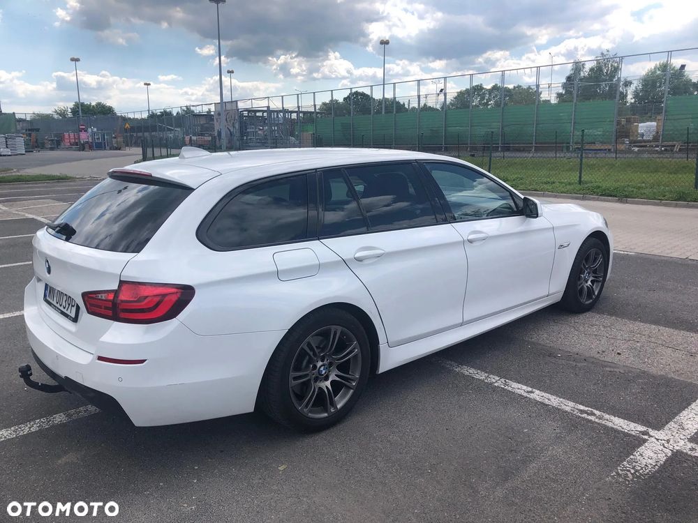 BMW Seria 5 528i xDrive - 5