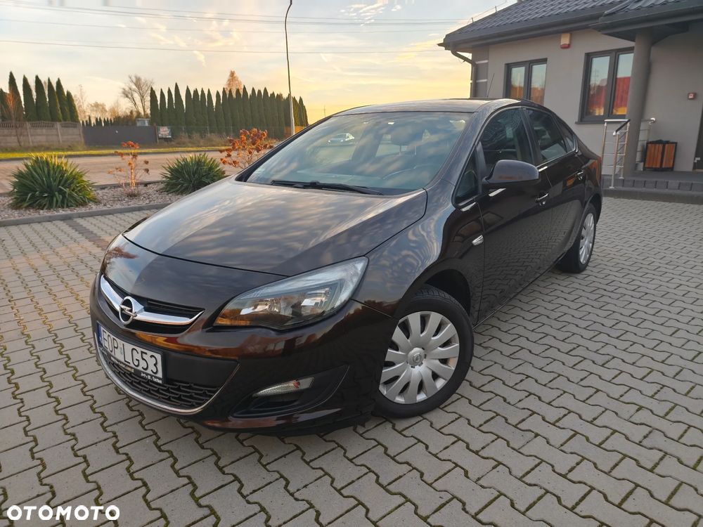 Opel Astra - 1