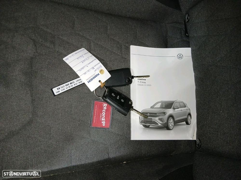 VW T-Cross 1.0 TSI Urban DSG - 10