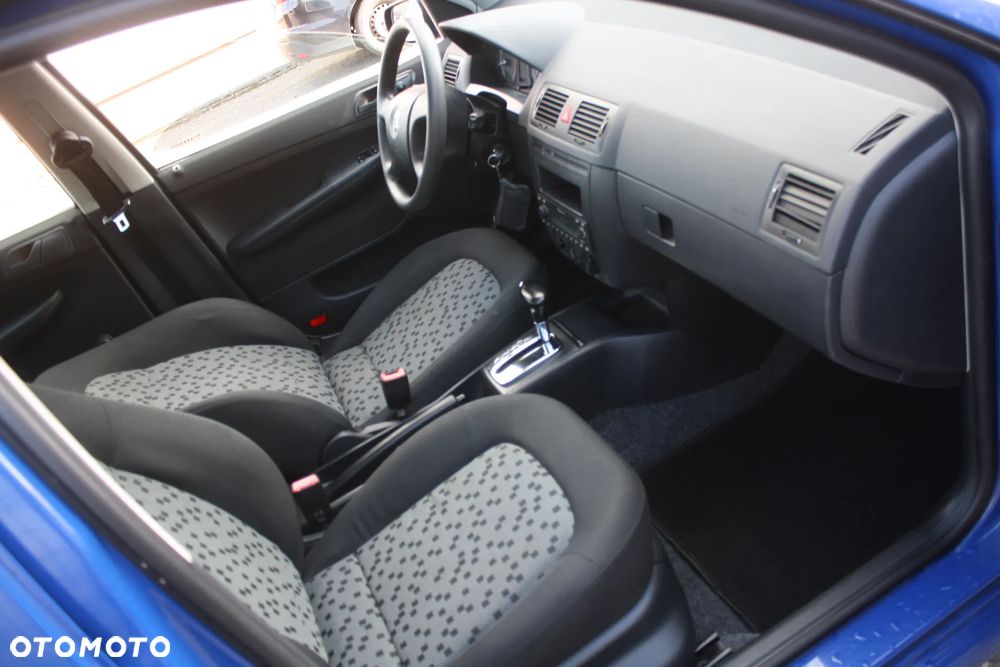 Skoda Fabia 1.4 16V Elegance - 17