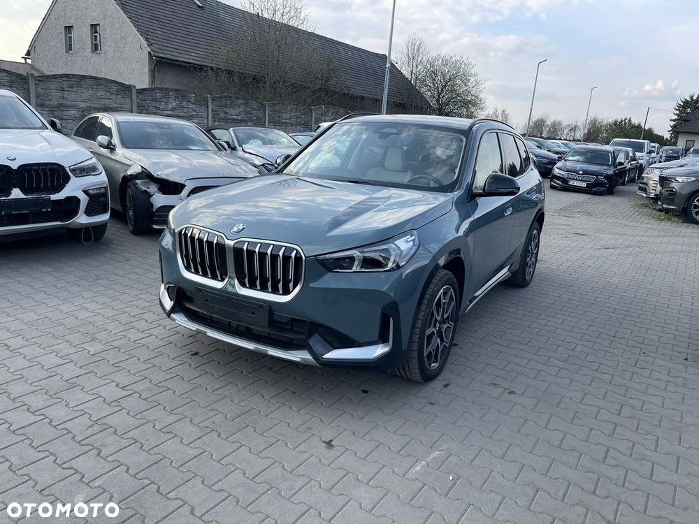 BMW X1 xDrive18d xLine - 3