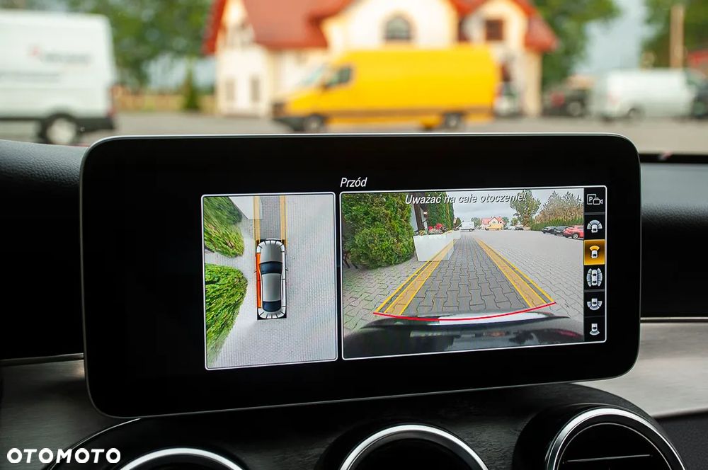 Mercedes-Benz Klasa C 300 d 4Matic 9G-TRONIC AMG Line - 38