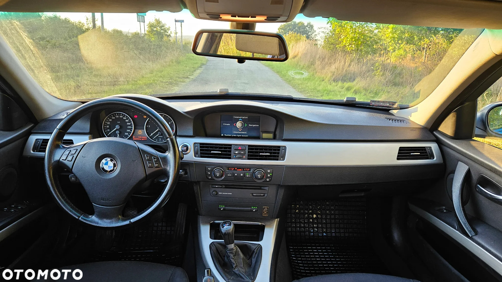 BMW Seria 3 320d - 14