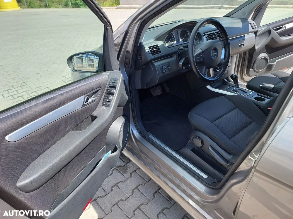 Mercedes-Benz B 180 - 6