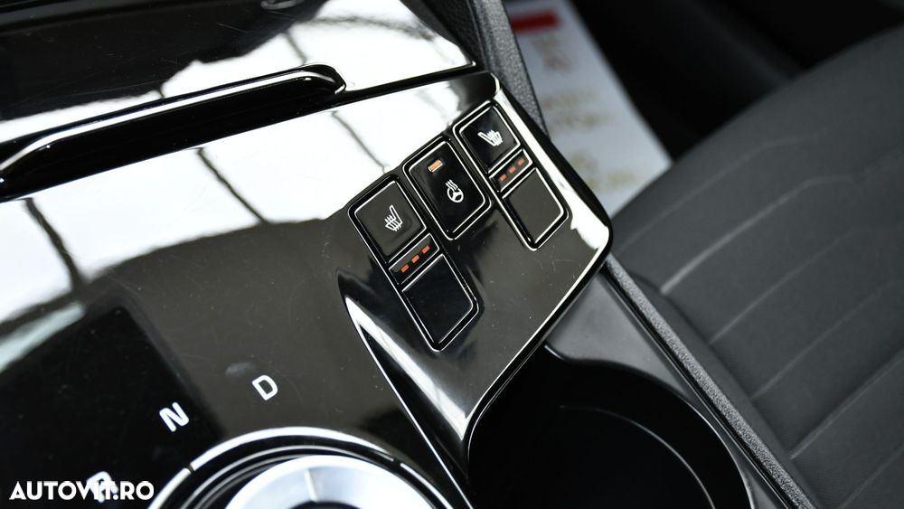 Kia Sportage ver-1-6-t--gdi-mhev-7dct-hp-4x2-style - 24