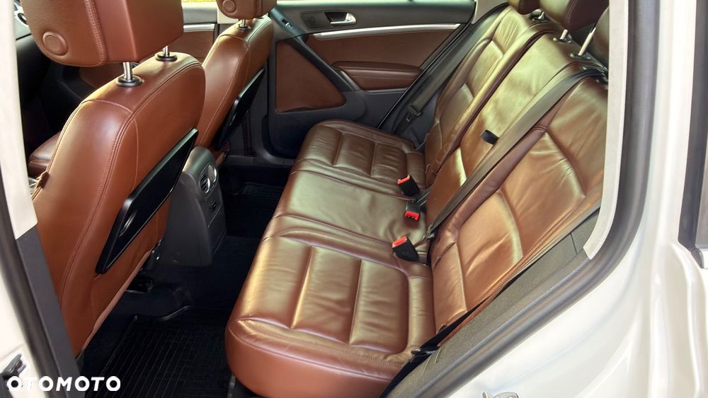 Volkswagen Tiguan 2.0 TDI 4Mot Perfectline R-Style DSG - 40