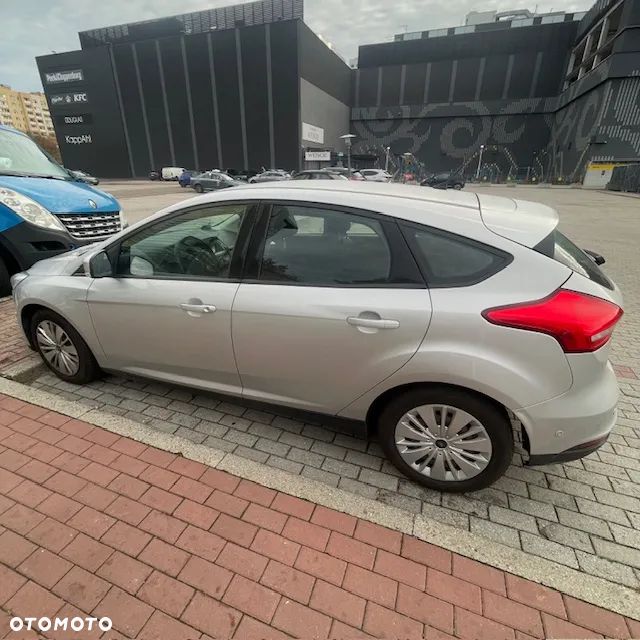 Ford Focus 1.5 TDCi Trend - 5