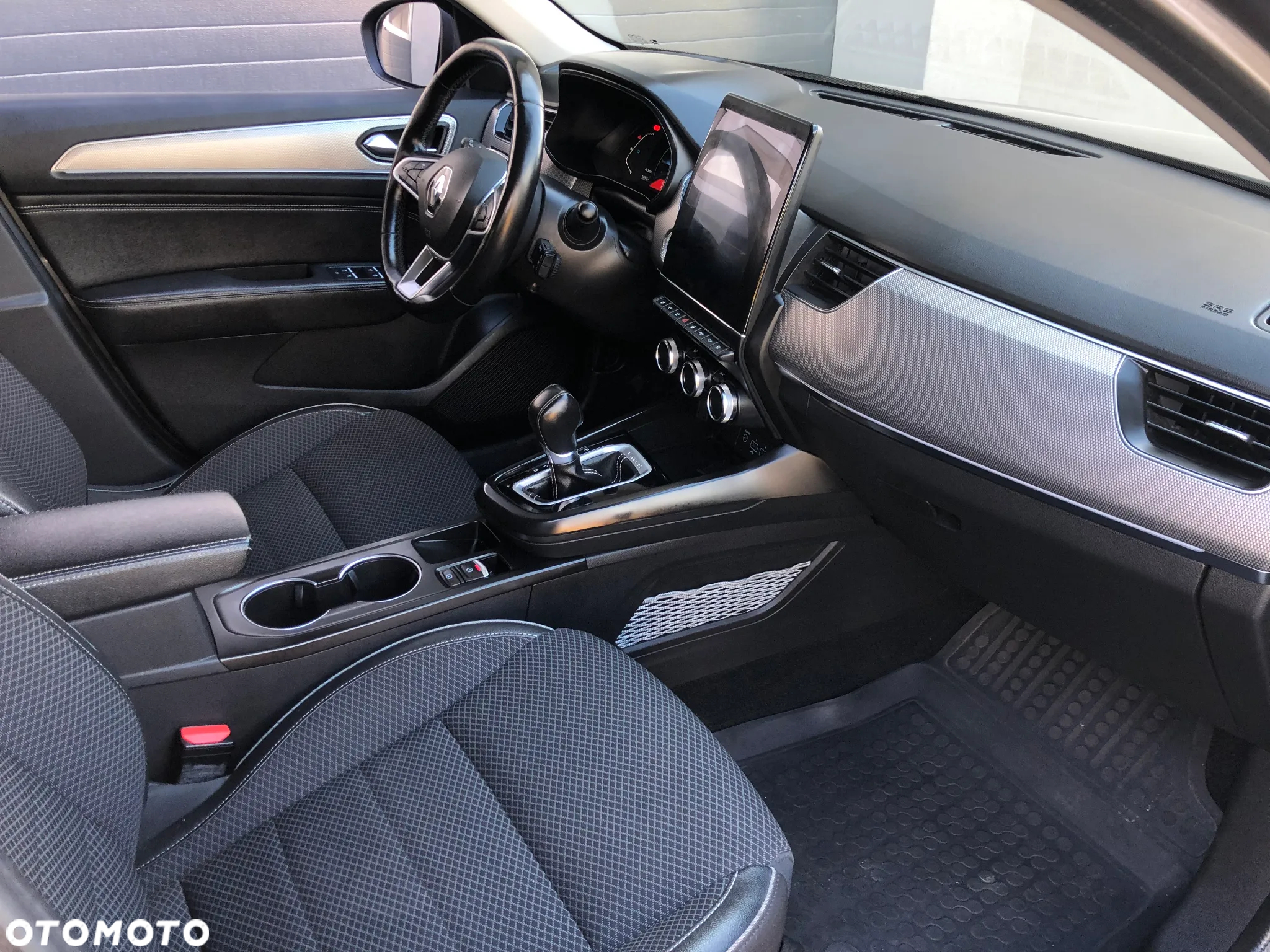 Renault Arkana 1.6 E-TECH Intens MMT - 14