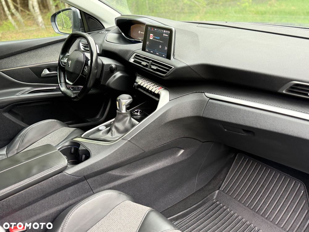 Peugeot 3008 - 8