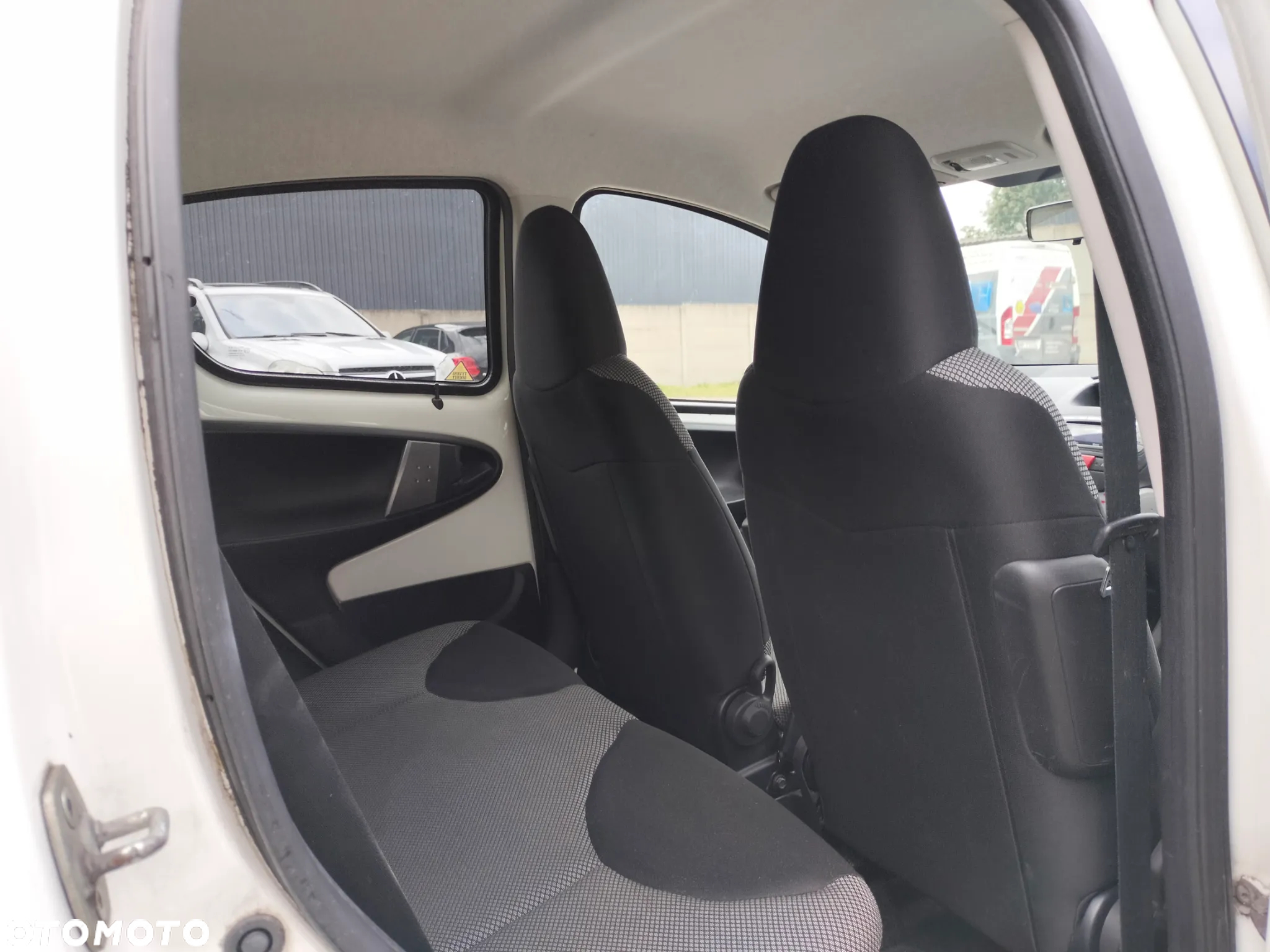 Toyota Aygo 1.0 VVT-i Active - 12