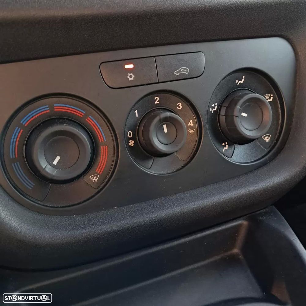 Fiat Doblo 1.3 Multijet - 12